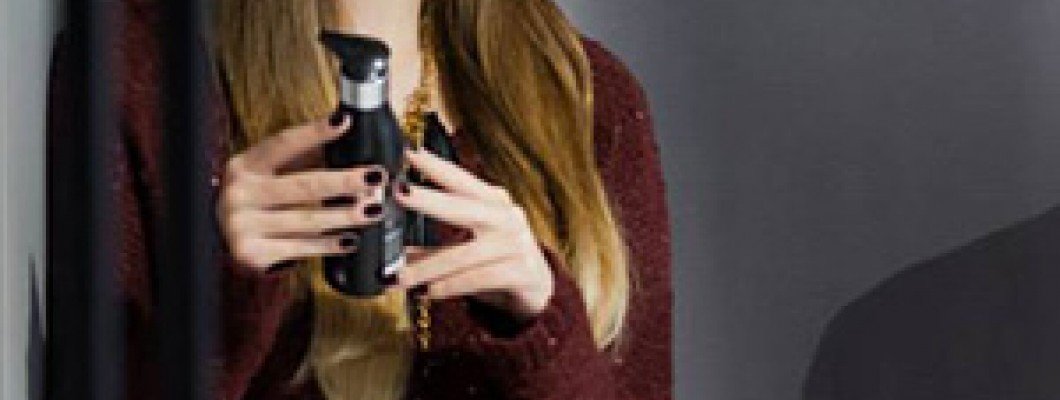 Gabrielė Martirosianaitė išbandė Juodųjų Ikrų linijos produktus kūno odos priežiūrai: kūno jogurtą su makadamija ir vitaminų kapsulėmis bei kūno šveitiklį su orchidėjomis Gabrielė Martirosianaitė išbandė Juodųjų Ikrų linijos produktus kūno odos priežiūrai: kūno jogurtą su makadamija ir vitaminų kapsulėmis bei kūno šveitiklį su orchidėjomis